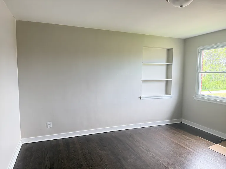 1117 Kosciusko Blvd #2 — Photo 8