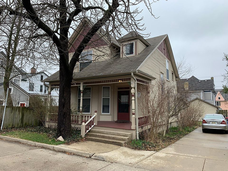 1st image of 60 Portsmouth Pl NE