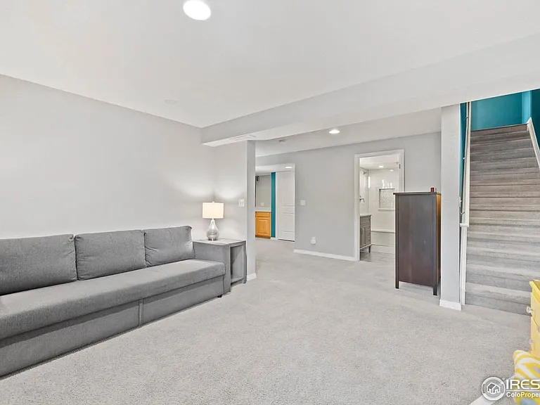 2715 Rigden Pkwy #8 — Photo 4