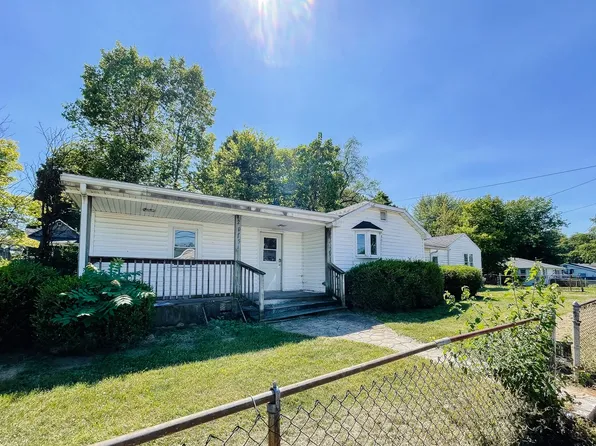 2015 E 16th St, Muncie, IN 47302