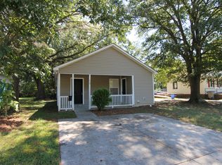 609 S Webb St, Selma, NC 27576