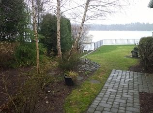 205 E Lake Sammamish Shore Ln NE, Sammamish, WA 98074