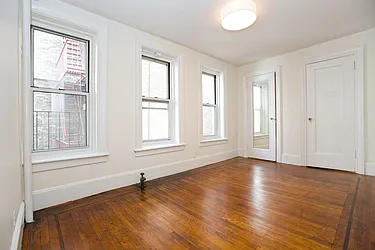 Rented by Avi Nash Associates