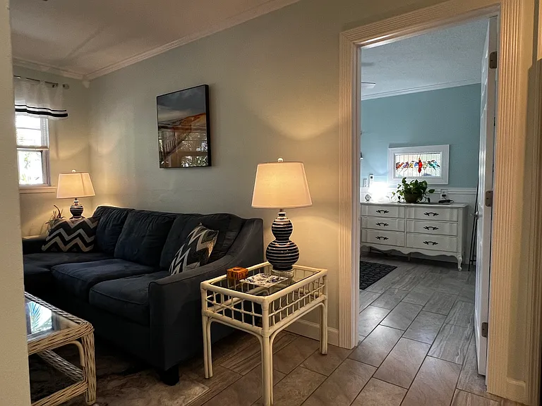 208 10th Ave N #208 — Photo 15