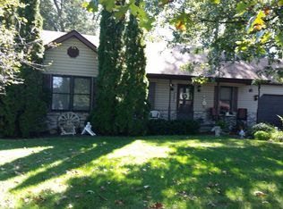 3905 Hershman Dr, Wheatfield, IN 46392