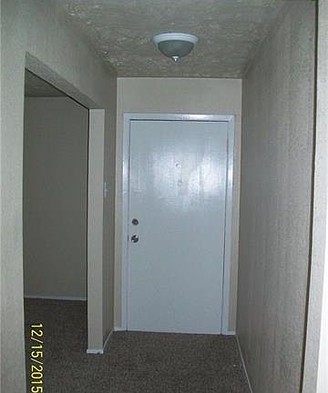 4th image of 11 W Townhouse Ln