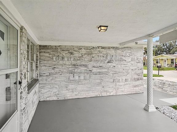 3rd image of 3524 Cincinnati Dr