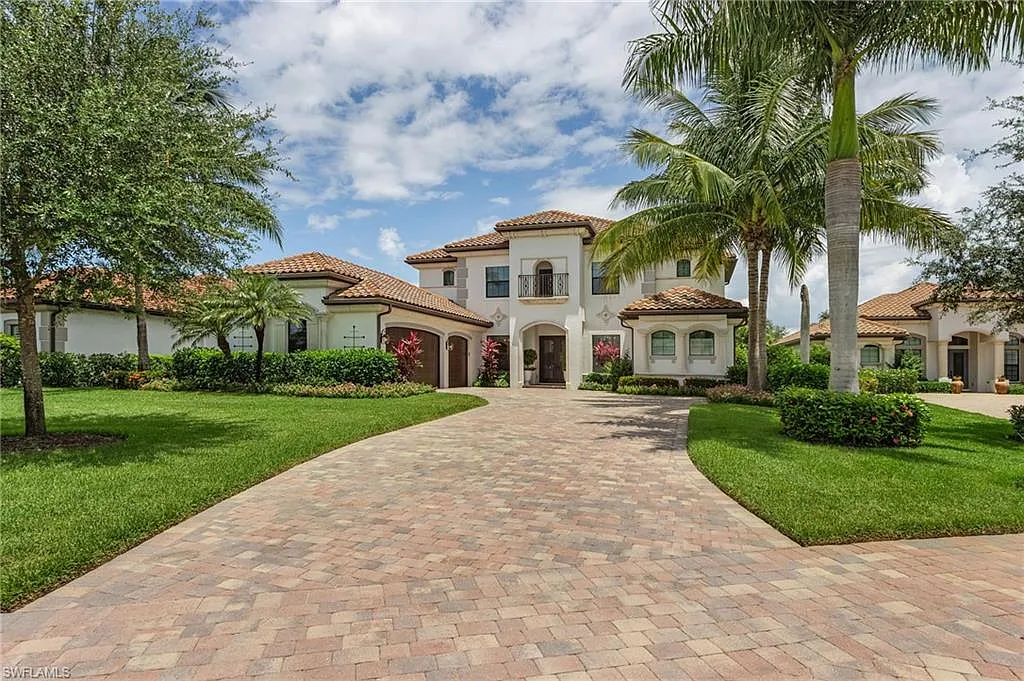 4 bed, 5.0 bath, 3904 sqft, $19,500 — Photo 1