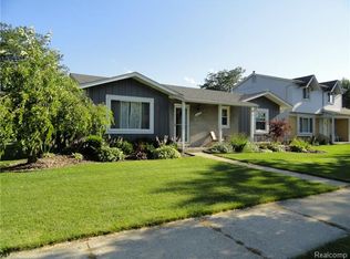 42115 Addison Ave, Canton, MI 48187