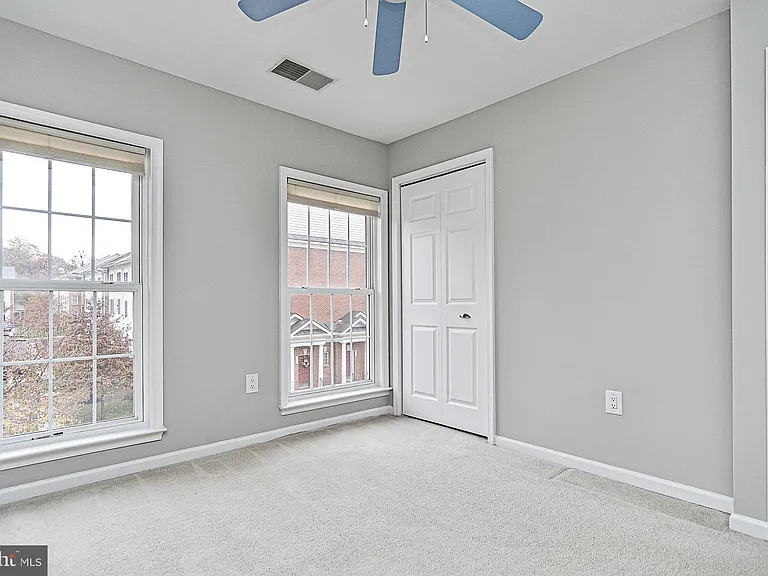 4654 Hummingbird Ln — Photo 35