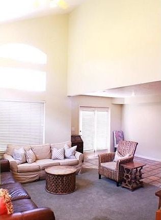 2nd image of 4582 S Holladay Blvd