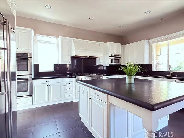 8658 Edelweiss Dr — Photo 24