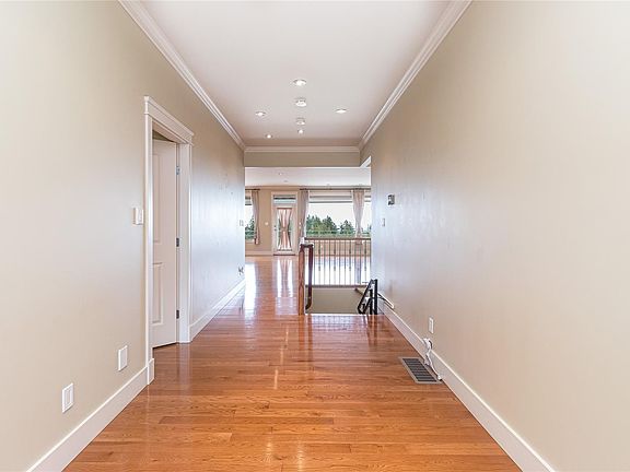 4th image of 3387 Haida Dr