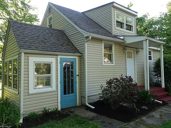 3rd image of 3586 Marcella Ave