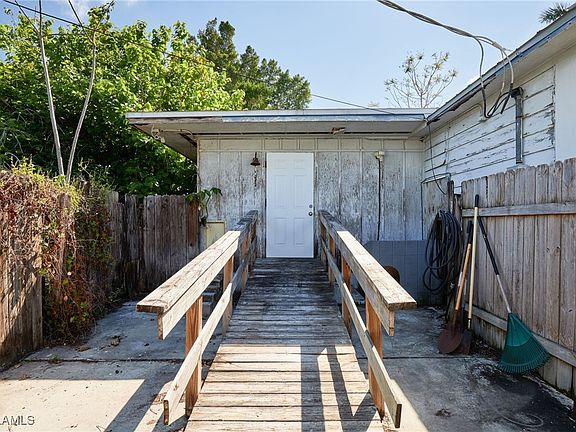 4th image of 1515 Braman Ave