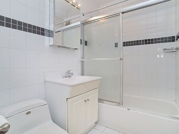 3rd image of 350 E 52nd St APT 6J