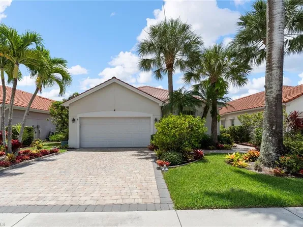 360 Pindo Palm DR, NAPLES, FL 34104