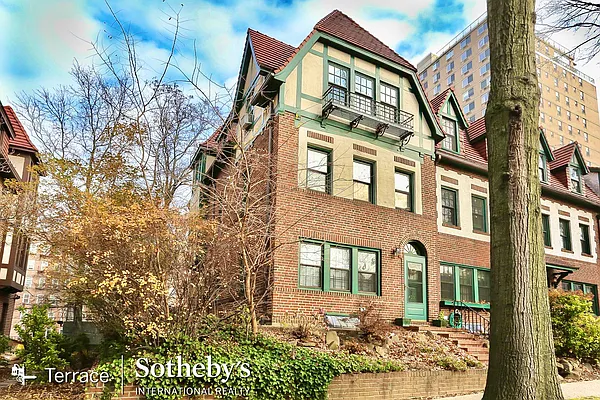 Rented by Terrace Sotheby's International Realty | media 26