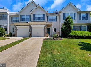 9 Glen Forest Rd, Mount Laurel, NJ 08054