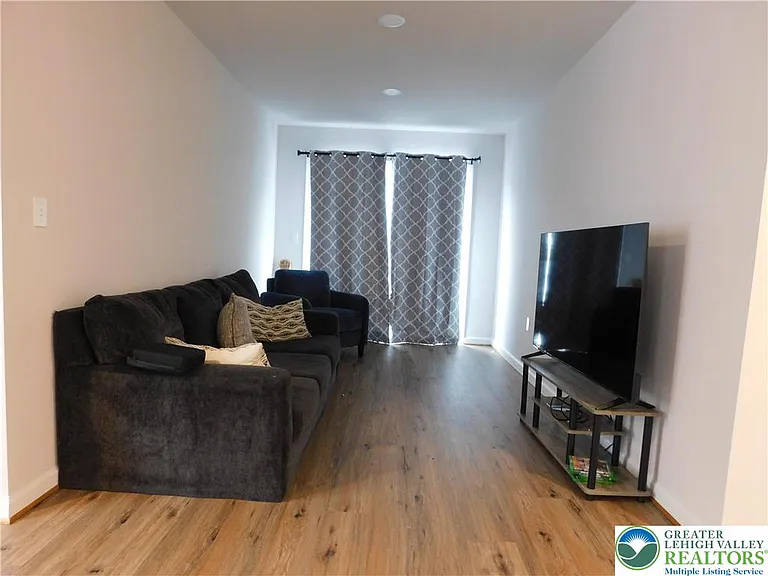803 Atlantic St #2 — Photo 30