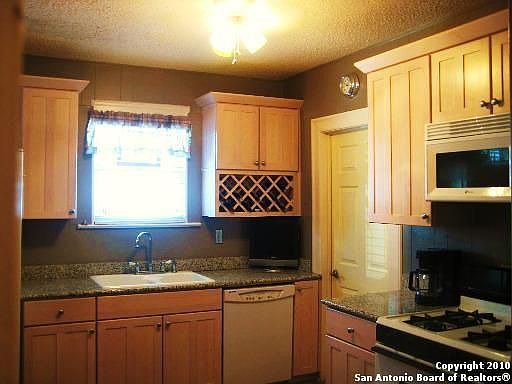 2nd image of 343 Donaldson Ave