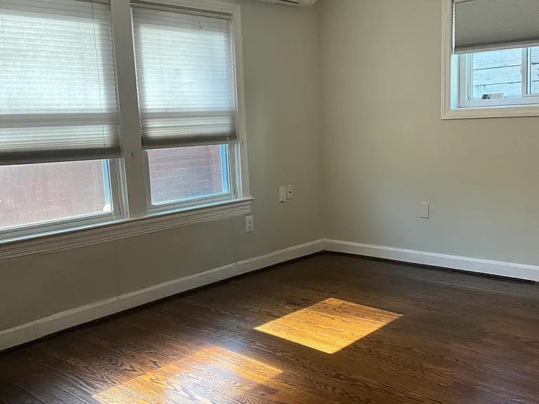 7910 Long Branch Pkwy #6 — Photo 15