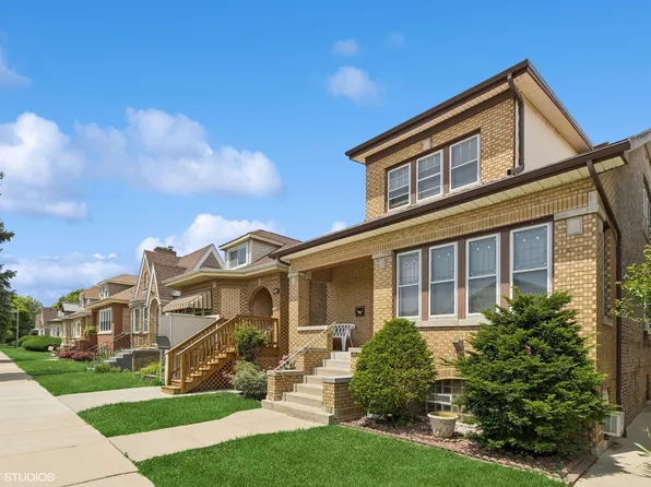 5728 W Eddy St, Chicago, IL 60634