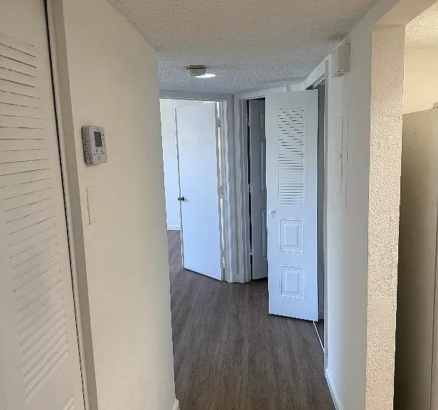 1531 SE Royal Green Cir #106 — Photo 10
