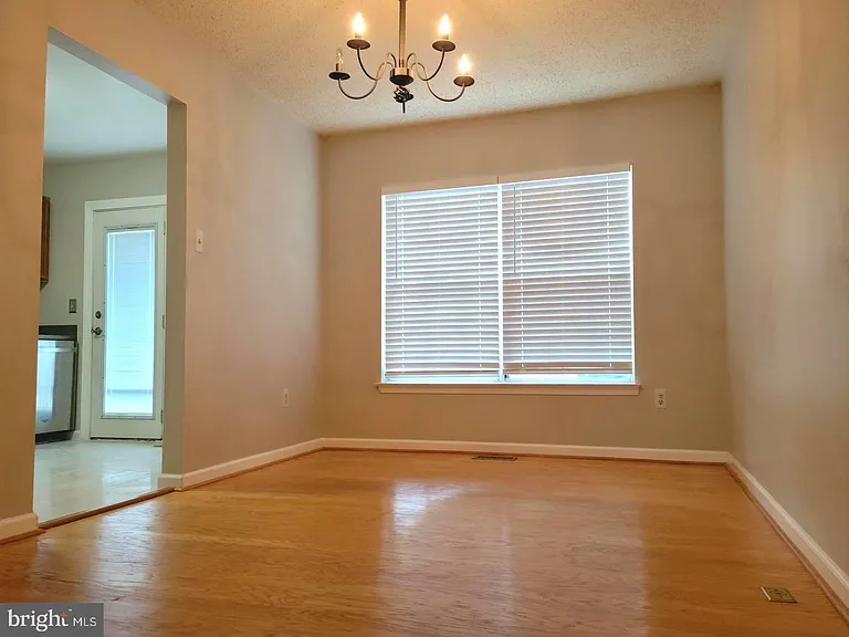 2507 Assabet Ct — Photo 9