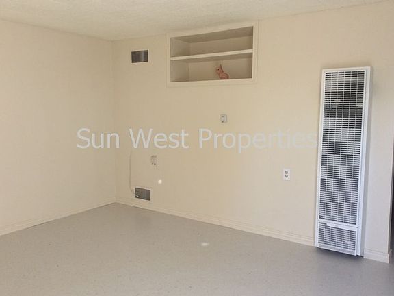 2nd image of 814 E Murray Dr Unit A