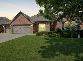 16316 Dustin Ln, Edmond, OK 73013