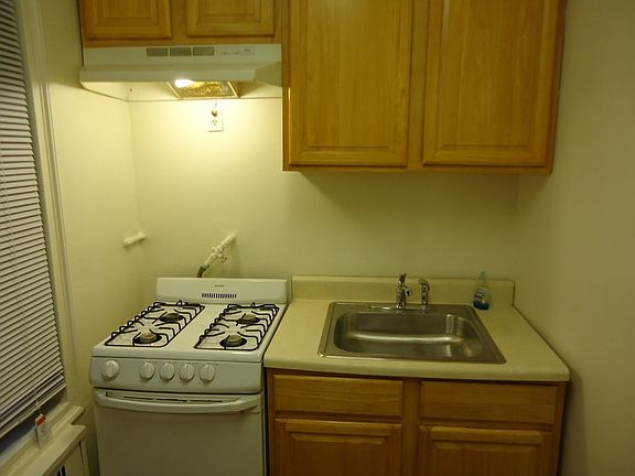 3rd image of 8380 118th St APT 3L
