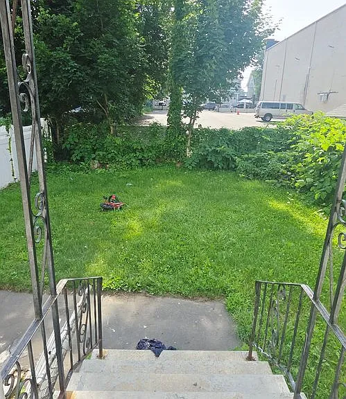 273 Brooks St — Photo 30