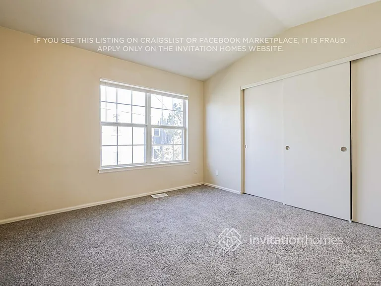 11812 E Kepner Dr — Photo 13