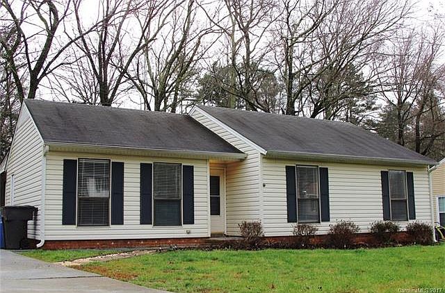 1st image of 7212 Ravenglass Ln