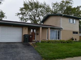 353 Wilshire St, Park Forest, IL