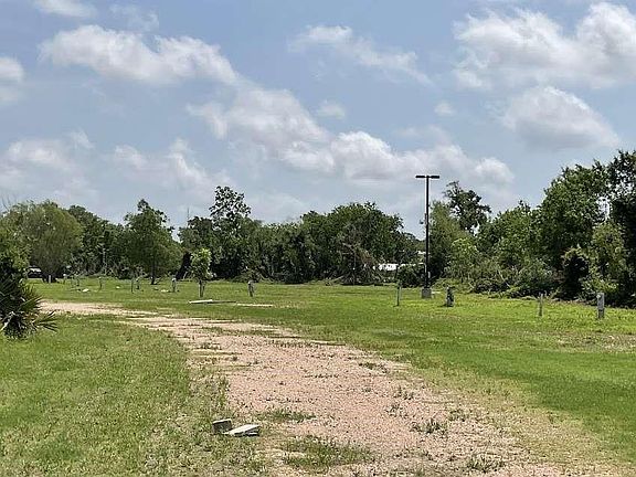 5th image of 7079 Fm 1459 Rd