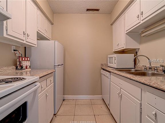 5th image of 400 Wm Hilton Pkwy APT 32