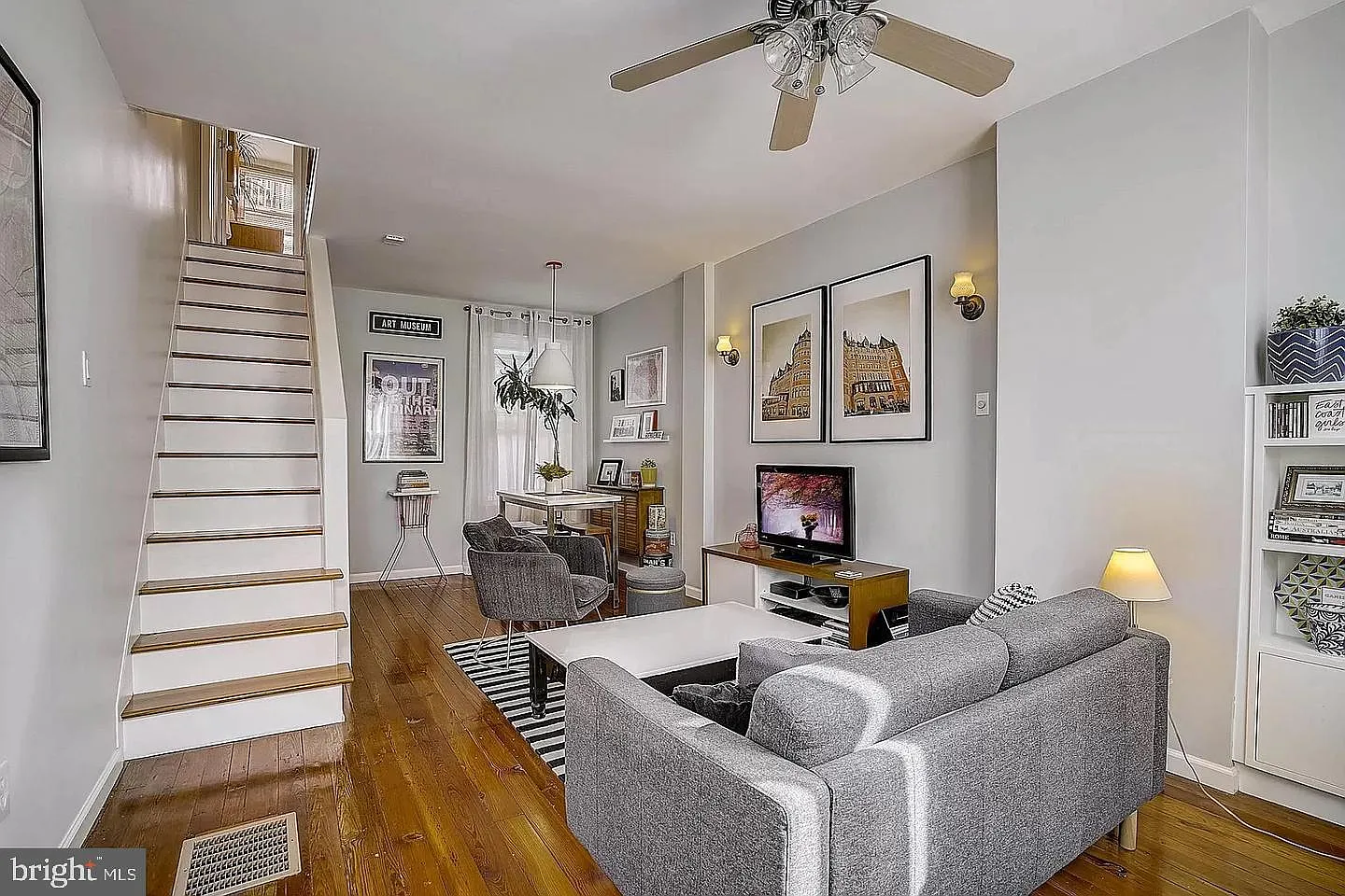 2 bed, 1.0 bath, 750 sqft, $2,050 — Photo 1