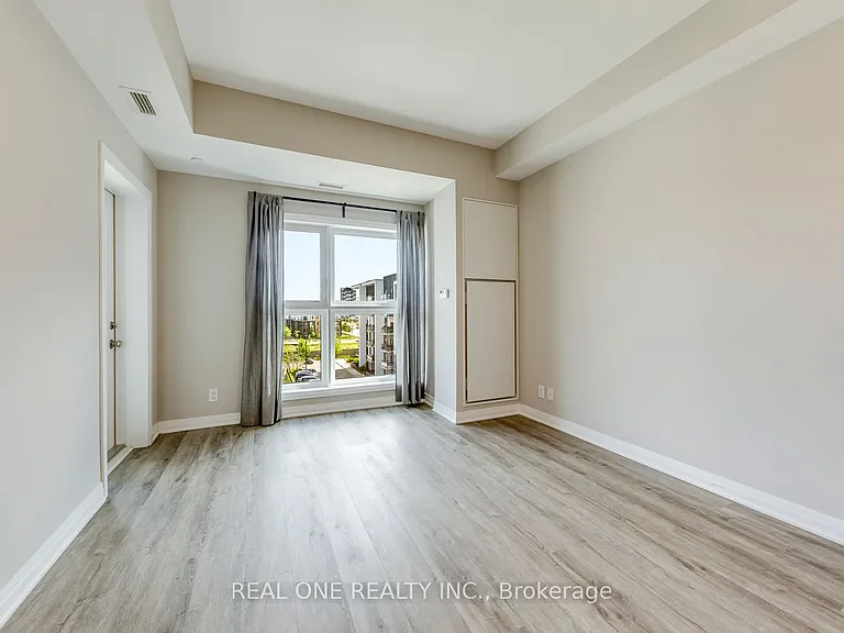 128 Grovewood Cmn #533 — Photo 16