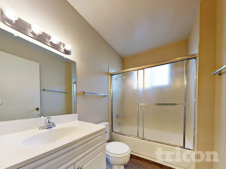 10069 Lincoln Village Dr — Photo 12