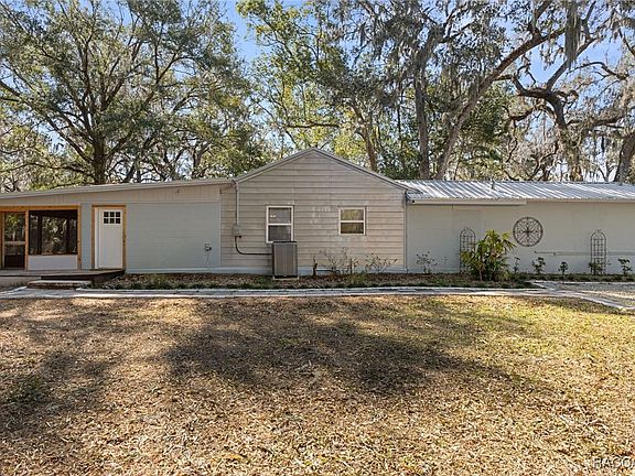 3rd image of 9193 S Great Oaks Dr