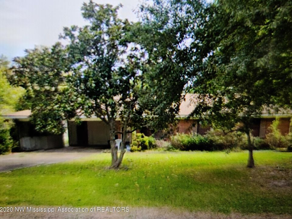 1st image of 1416 Park Circle Dr