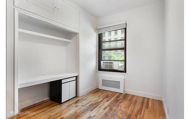 Rented by Douglas Elliman | media 29