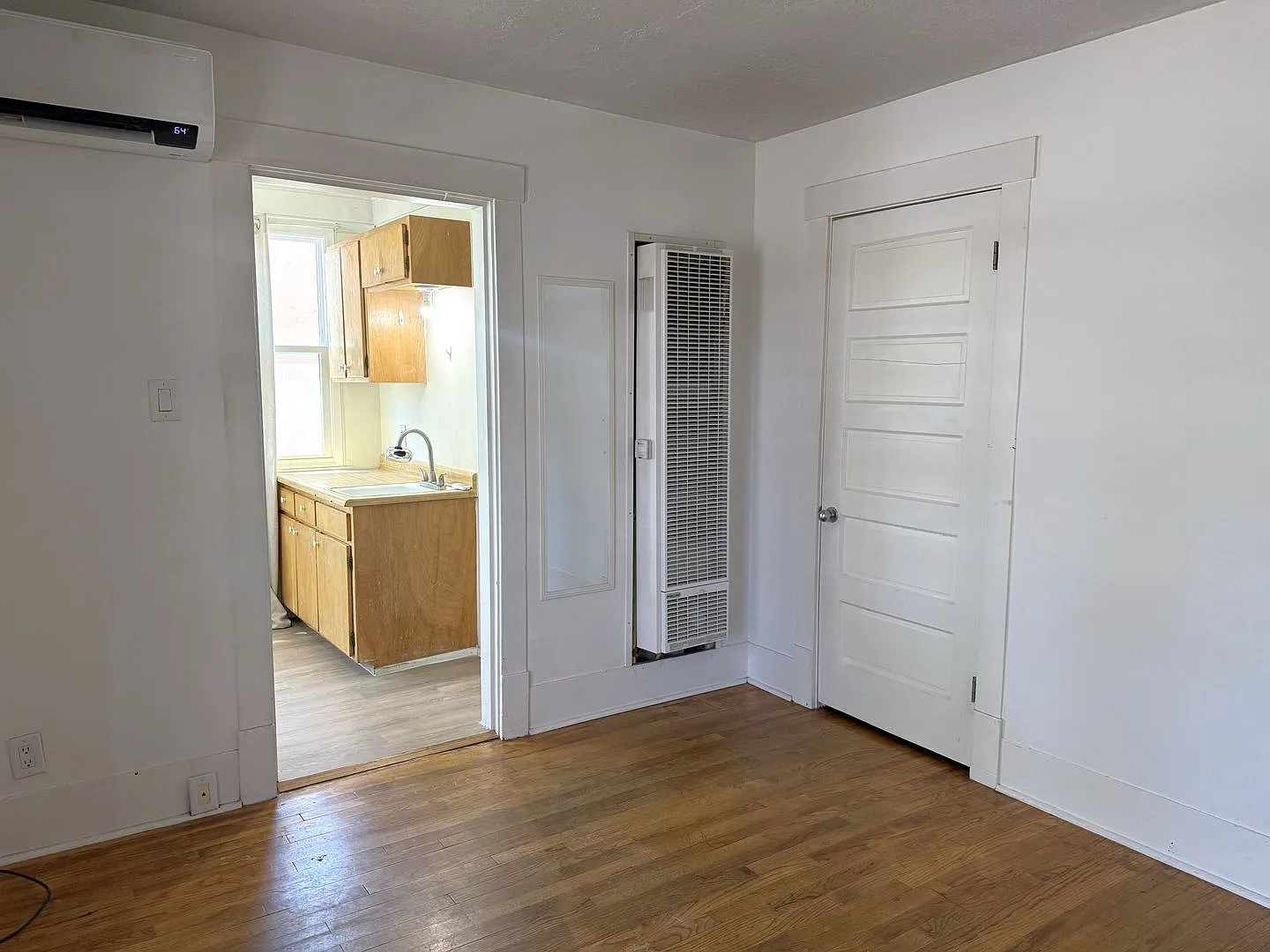 115 Princeton — Photo 2