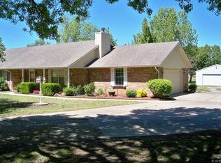 24304 S Lindley Dr, Claremore, OK 74019