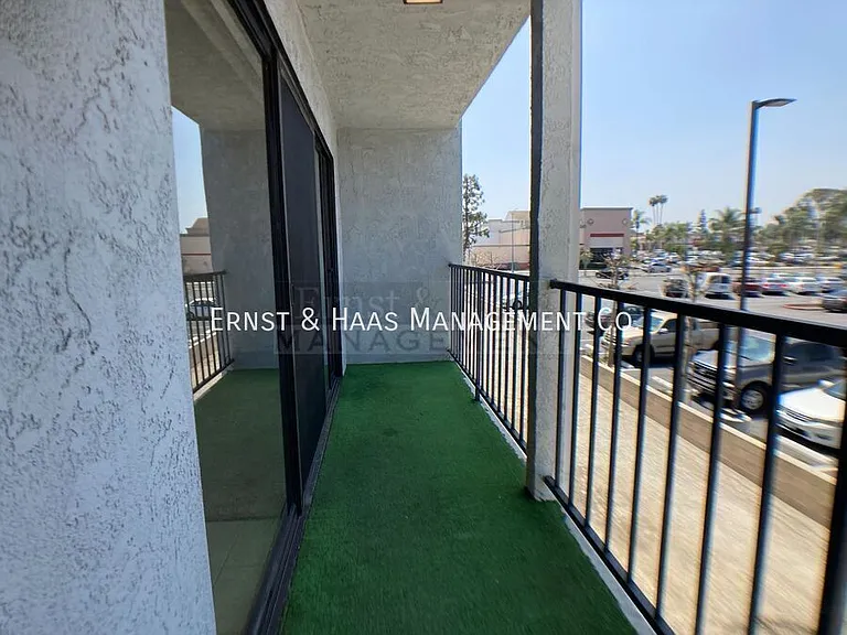 4595 California Ave #209 — Photo 19