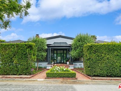 105 S Medio Dr, Los Angeles, CA, 90049