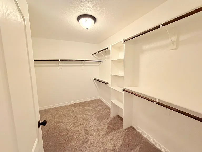 2002 Rustic Manor Dr — Photo 14