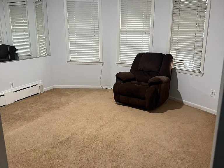158 Pierre Ave #2 — Photo 15
